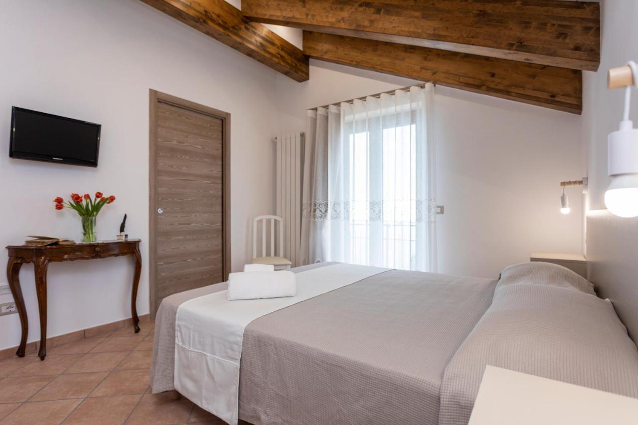Agriturismo Punta San Lazzaro Аджерола Екстериор снимка