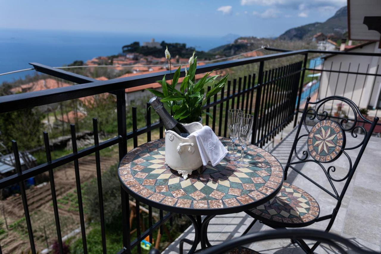 Agriturismo Punta San Lazzaro Аджерола Екстериор снимка